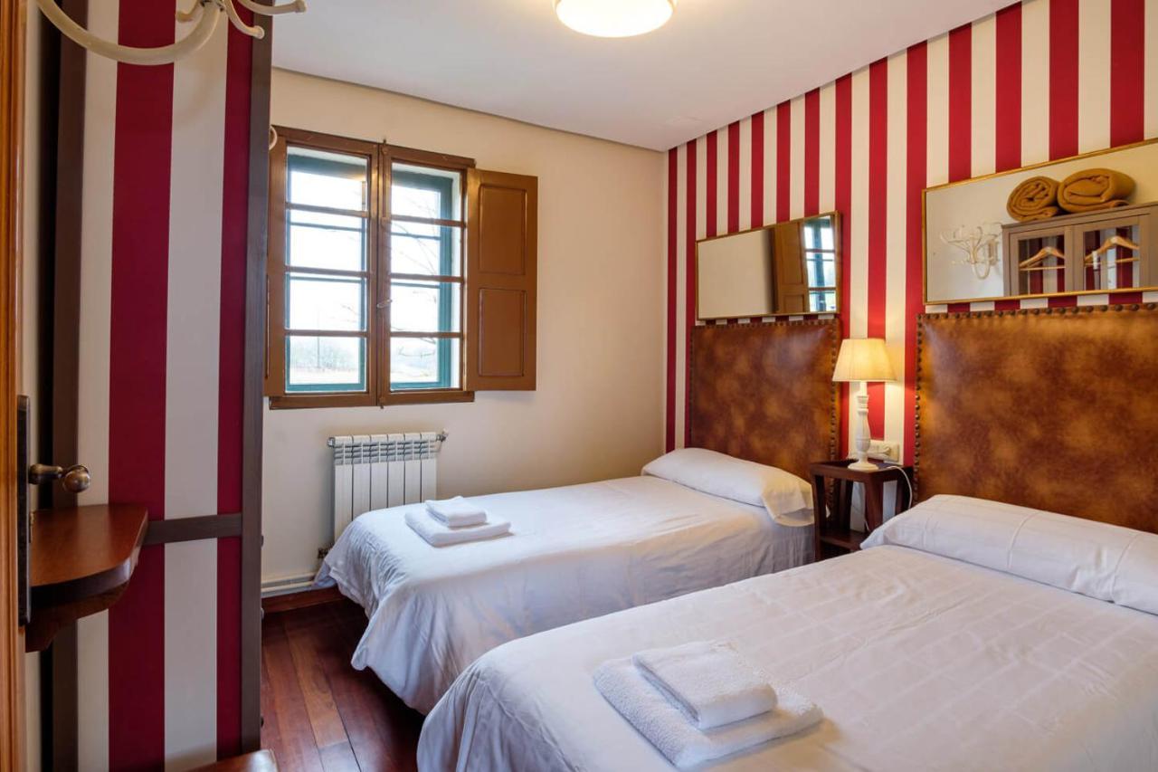 Aldea A Painza Guest House Arzua Luaran gambar