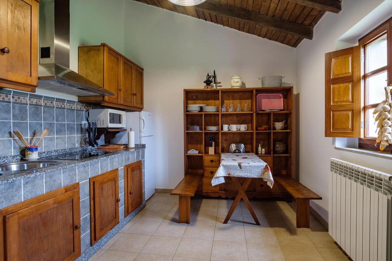 Aldea A Painza Guest House Arzua Luaran gambar
